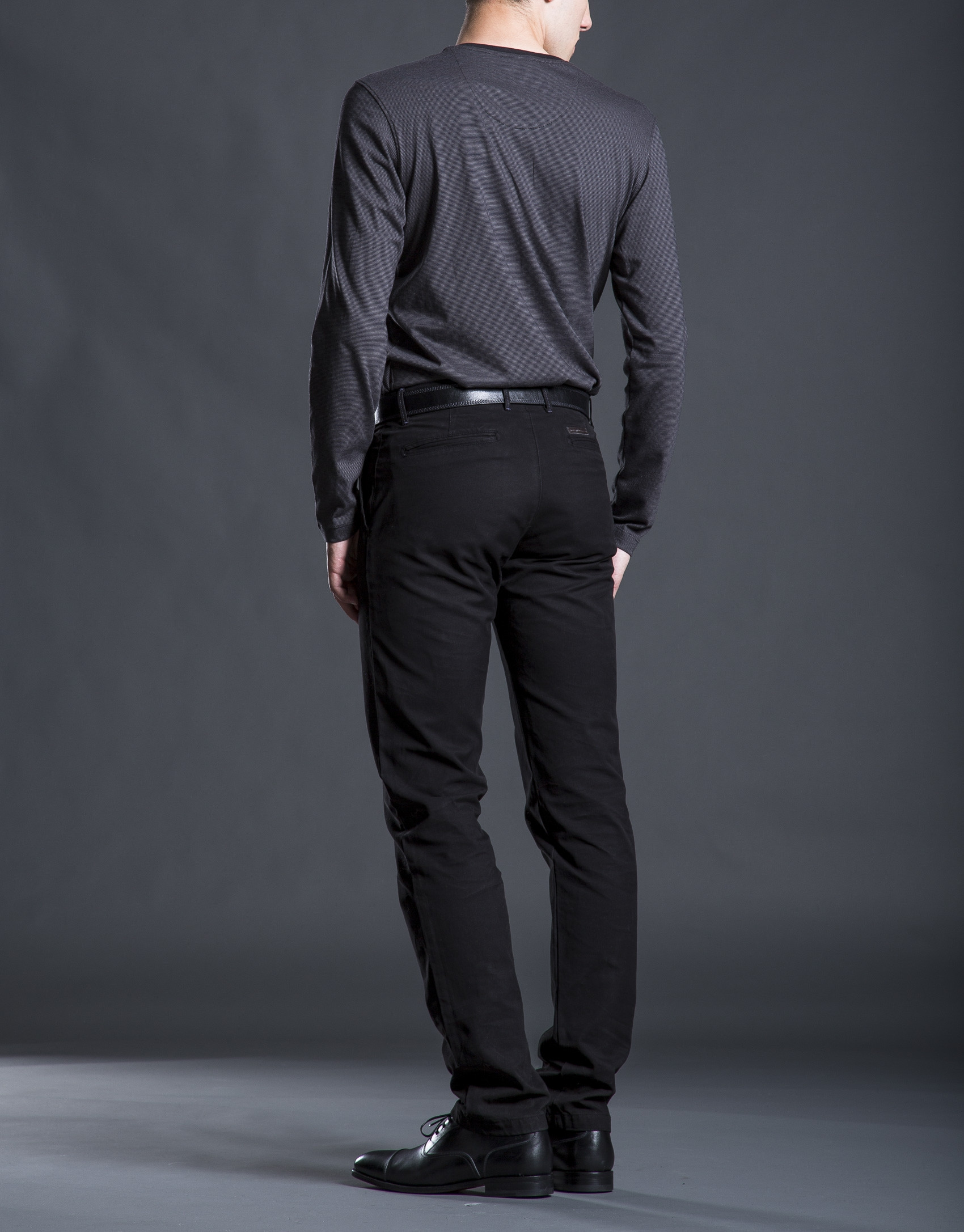 Camiseta rayas negro