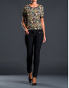 Camiseta estampado floral contraste