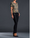 Camiseta estampado floral contraste