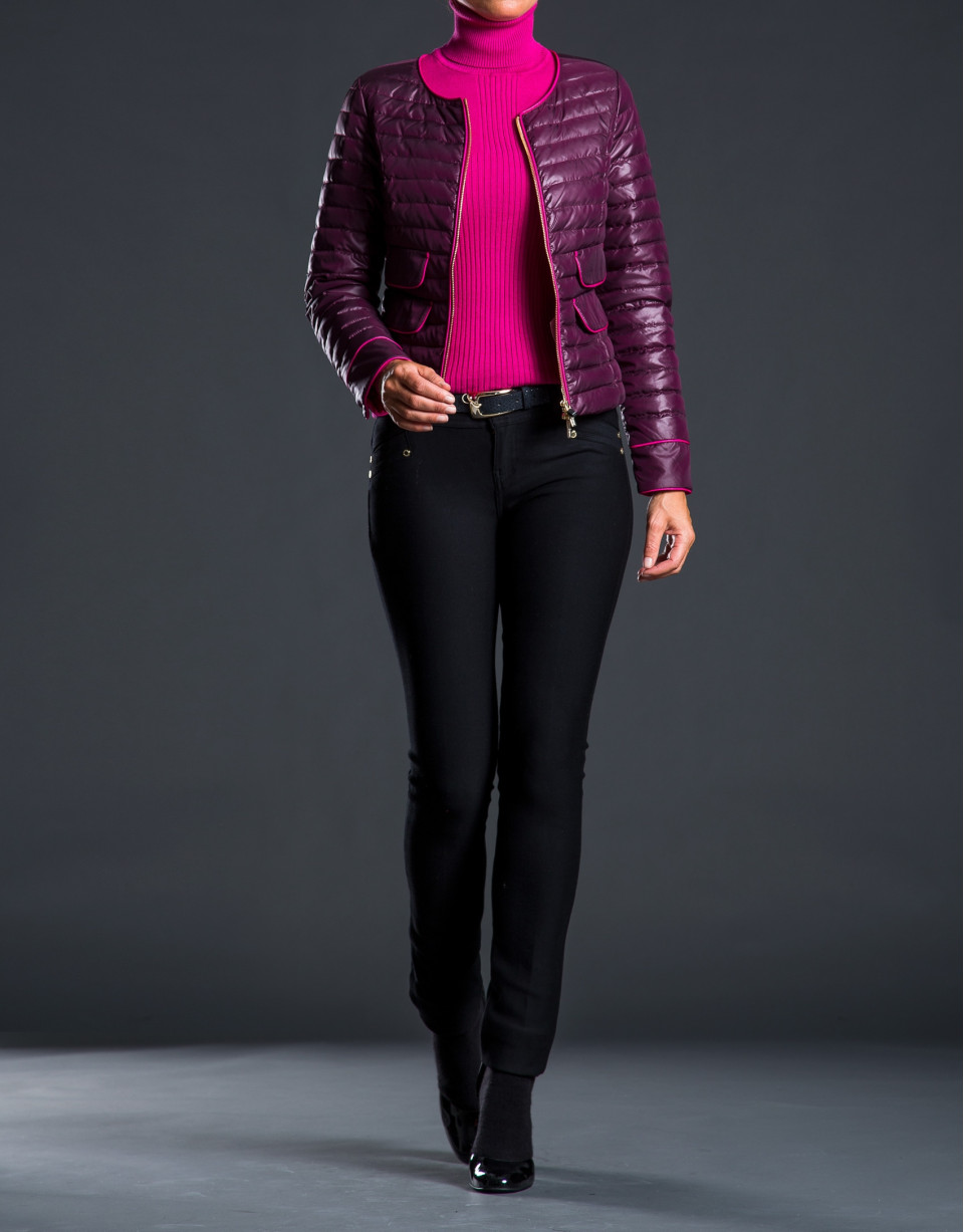 Short fuchsia - aubergine ski jacket 