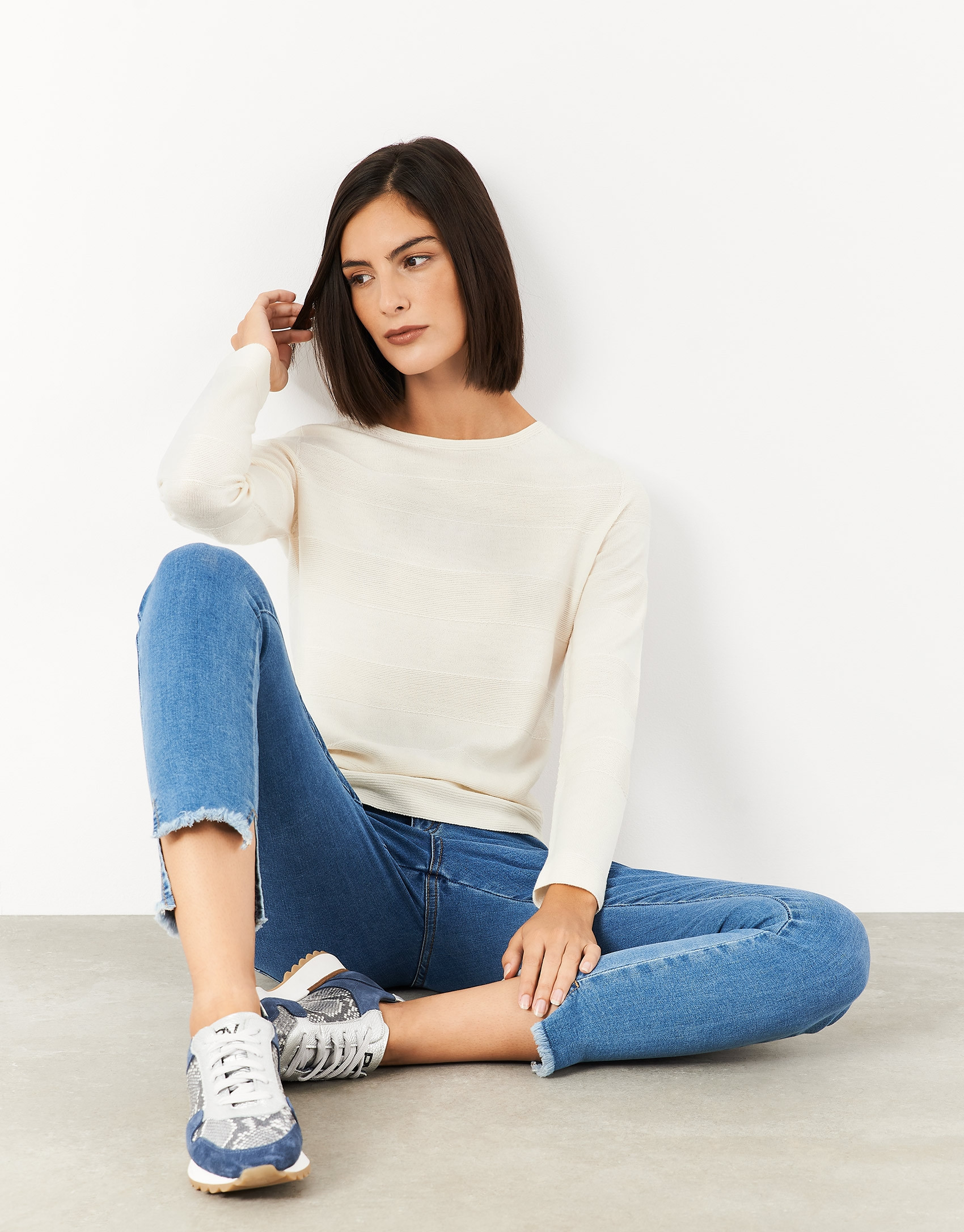 Off white fine knit sweater with horizontal ... | Roberto Verino