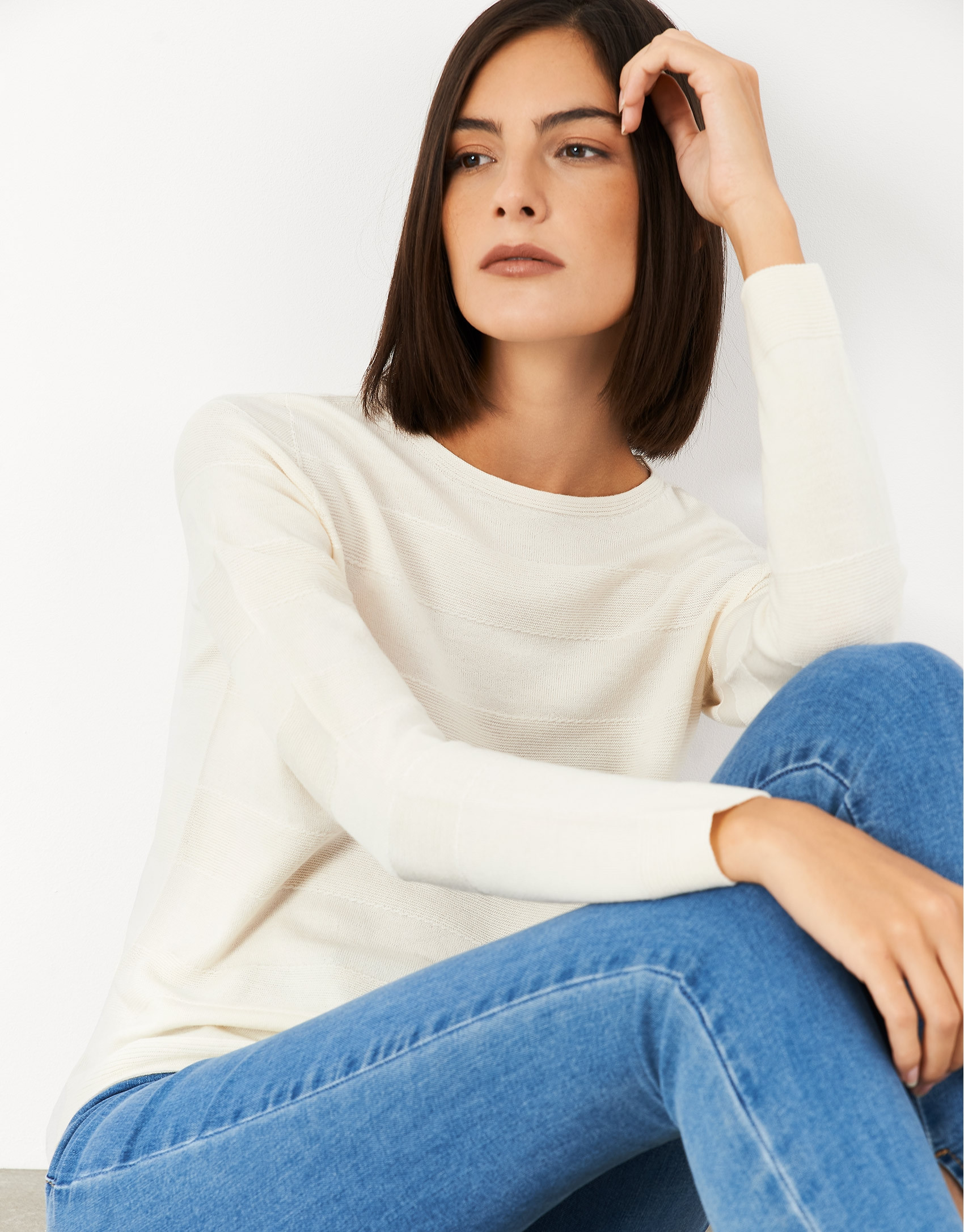 Off white fine knit sweater with horizontal ... | Roberto Verino
