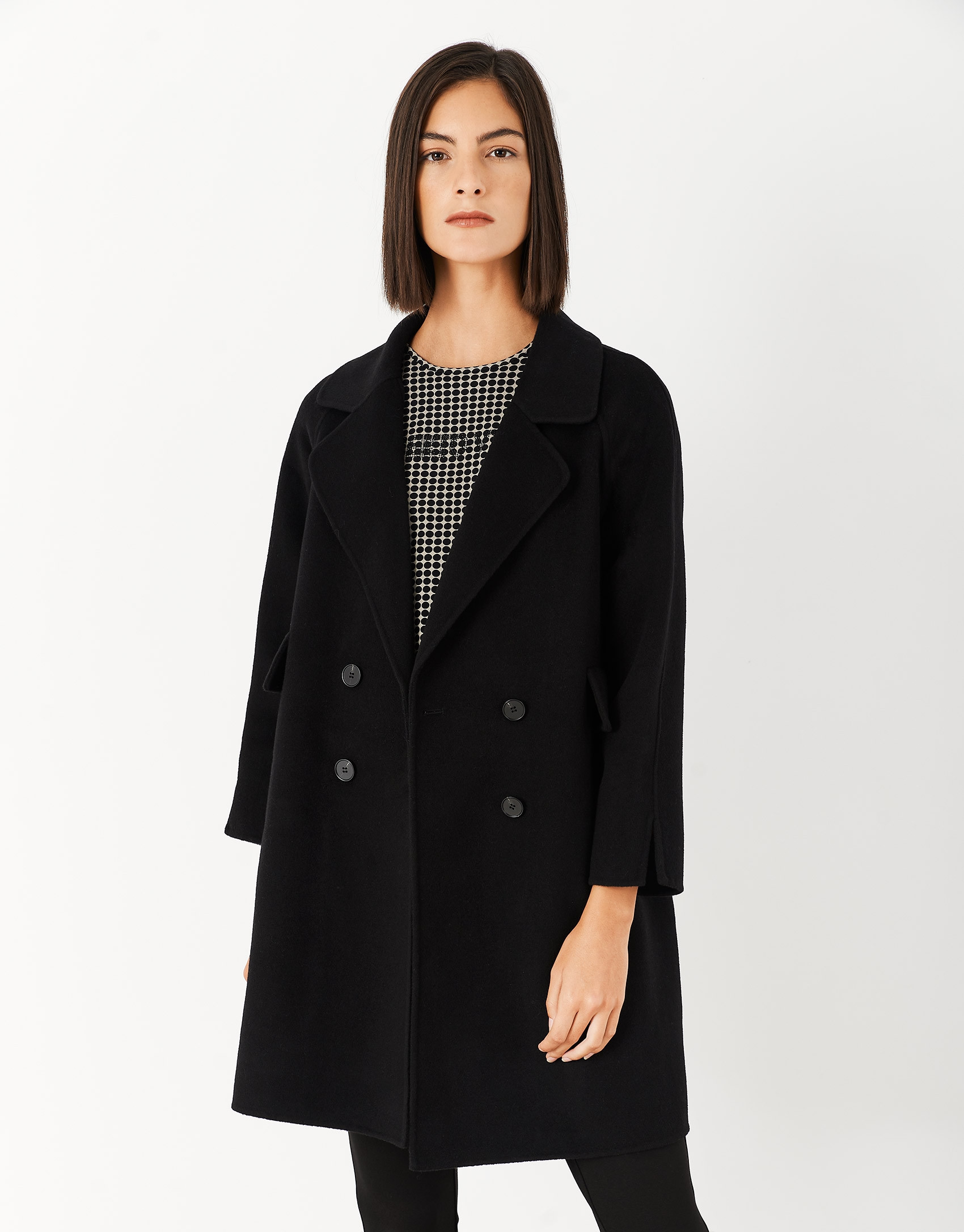 Black three-quarter wool coat - Woman - AW2021 | Roberto Verino