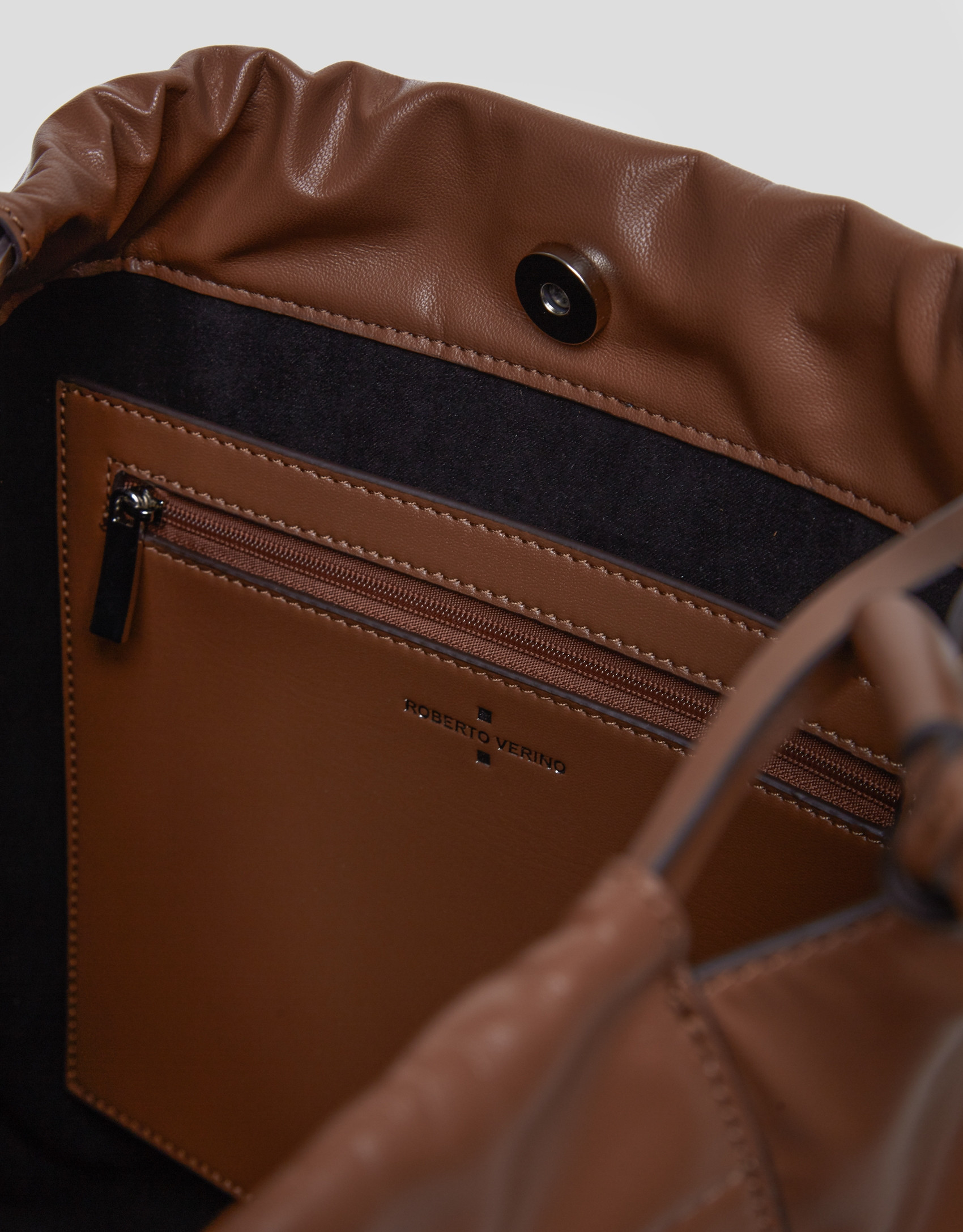 Bolso de hombro Grace Hobo piel marrón - PV2023 | Roberto Verino