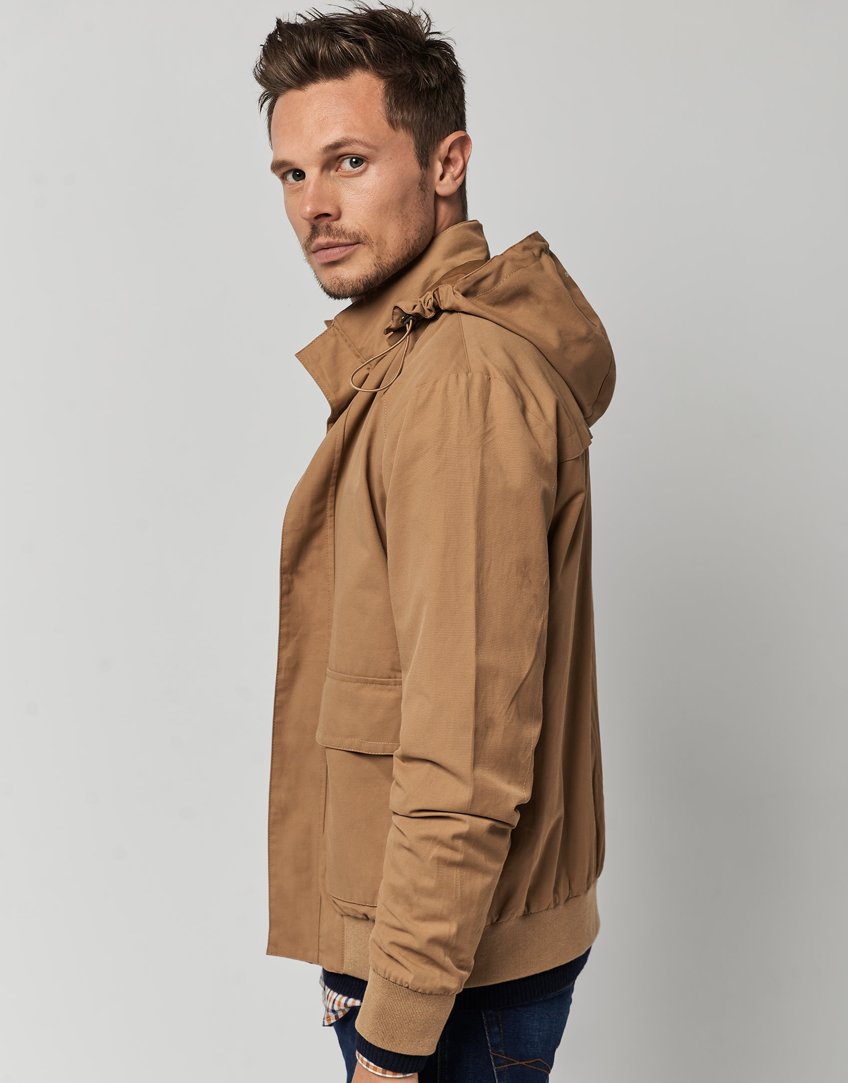 Camel technical cotton windbreaker - Man | Roberto Verino