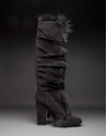 Bota en ante negro y pelo de zorro