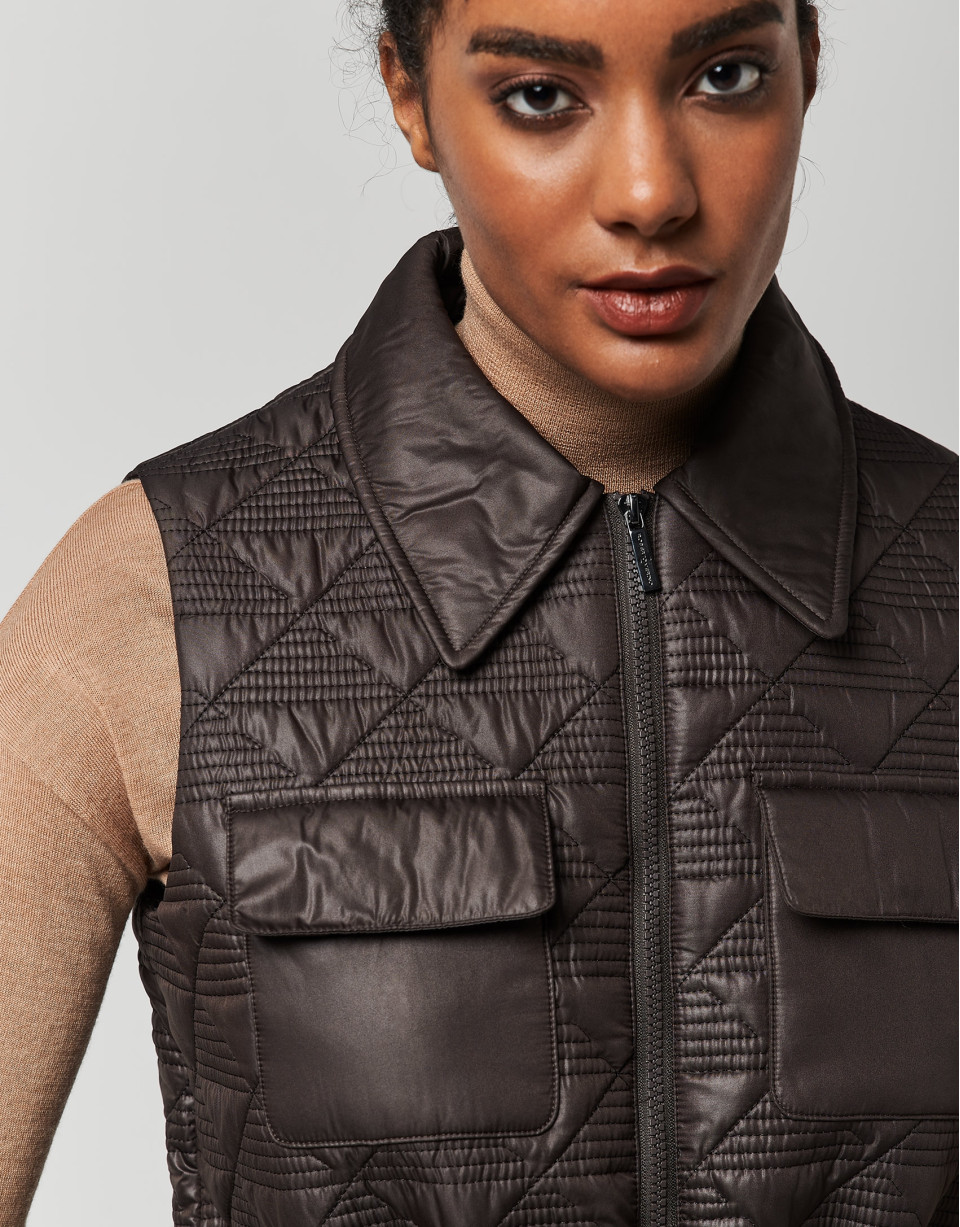 Brown tech fabric vest with four pockets | Roberto Verino