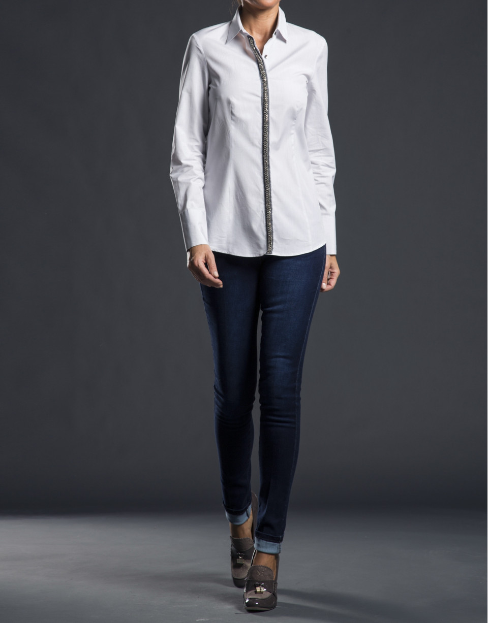 Camisa  gris sopata pasamanería