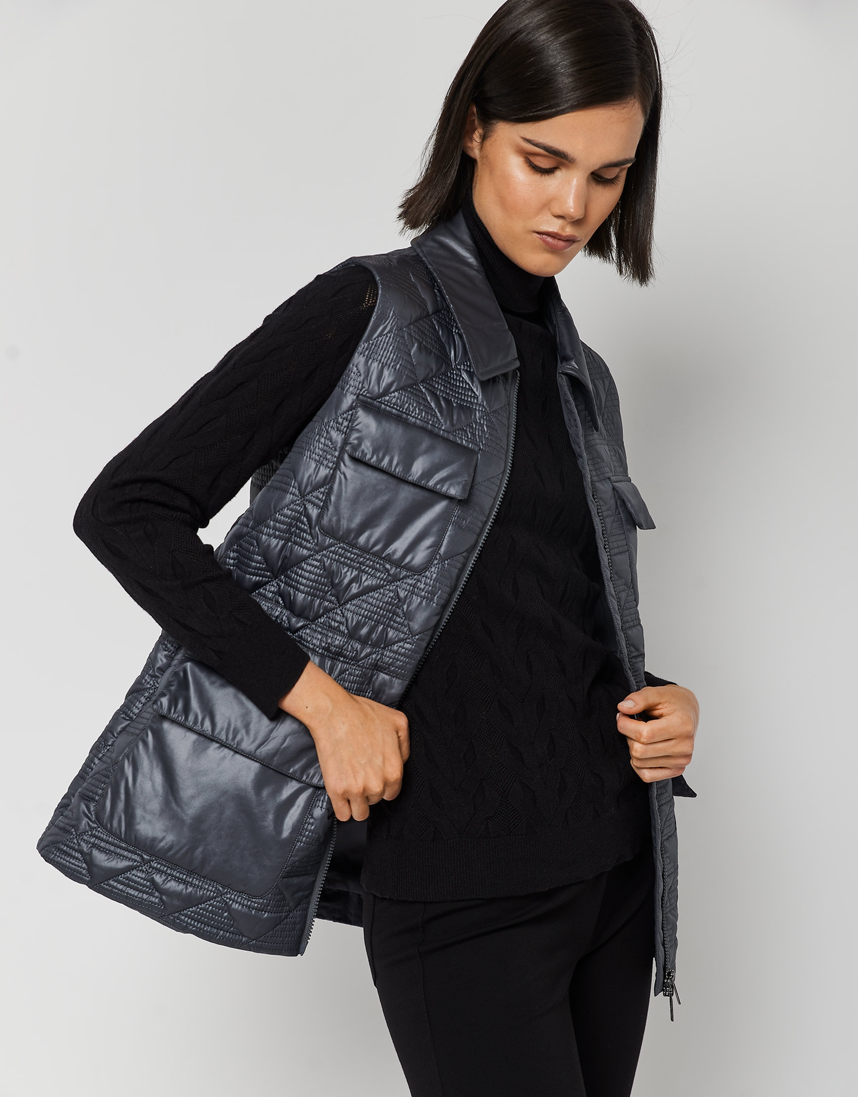 Black tech fabric vest with four pockets | Roberto Verino
