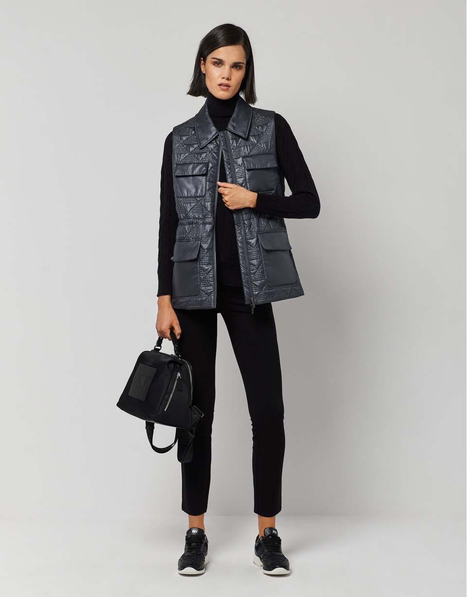 Black tech fabric vest with four pockets | Roberto Verino