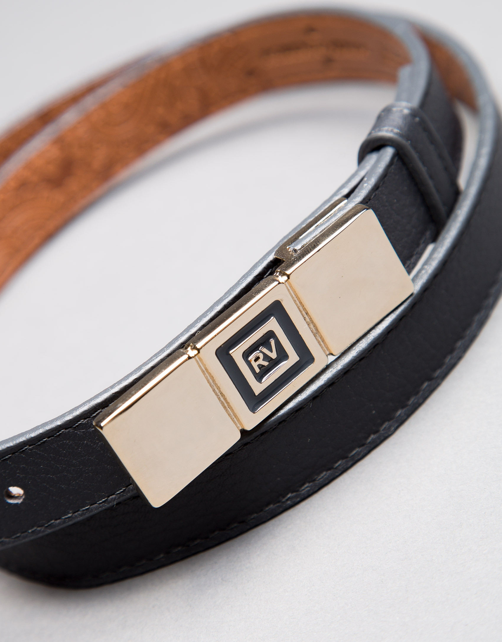 Narrow gray belt 