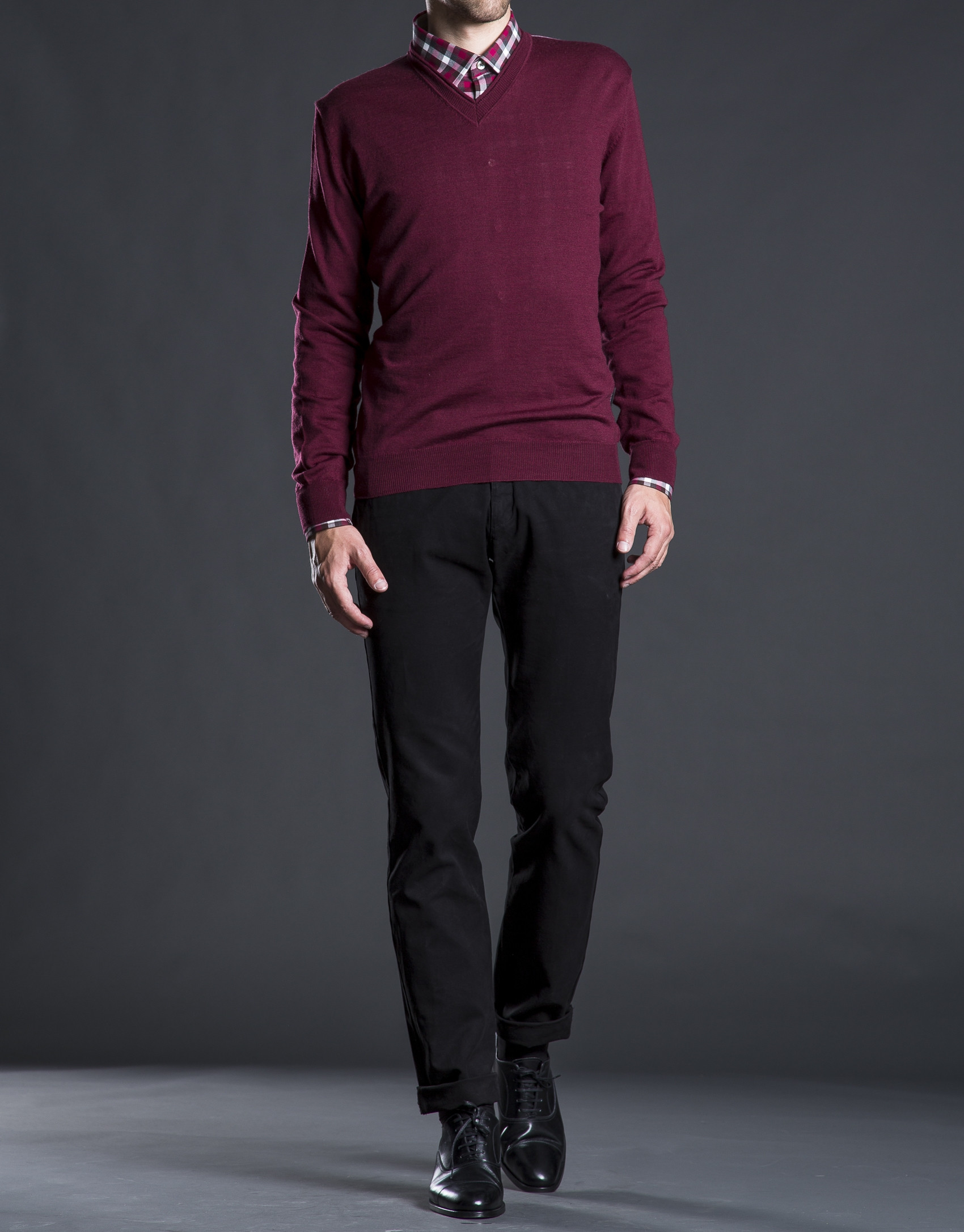 Basic burgundy knit sweater