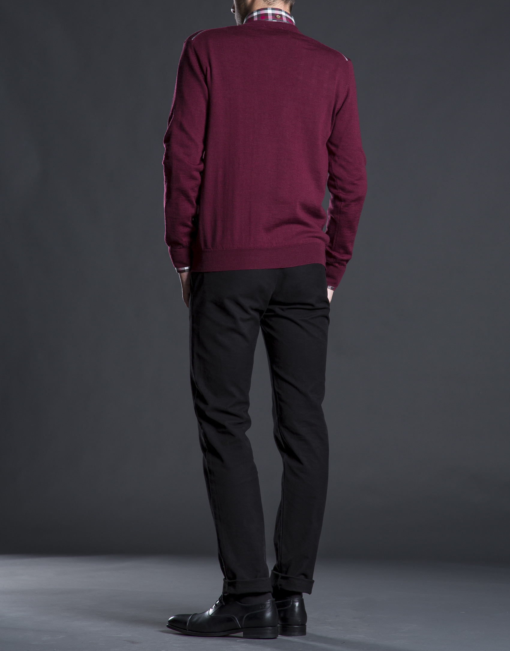 Basic burgundy knit sweater