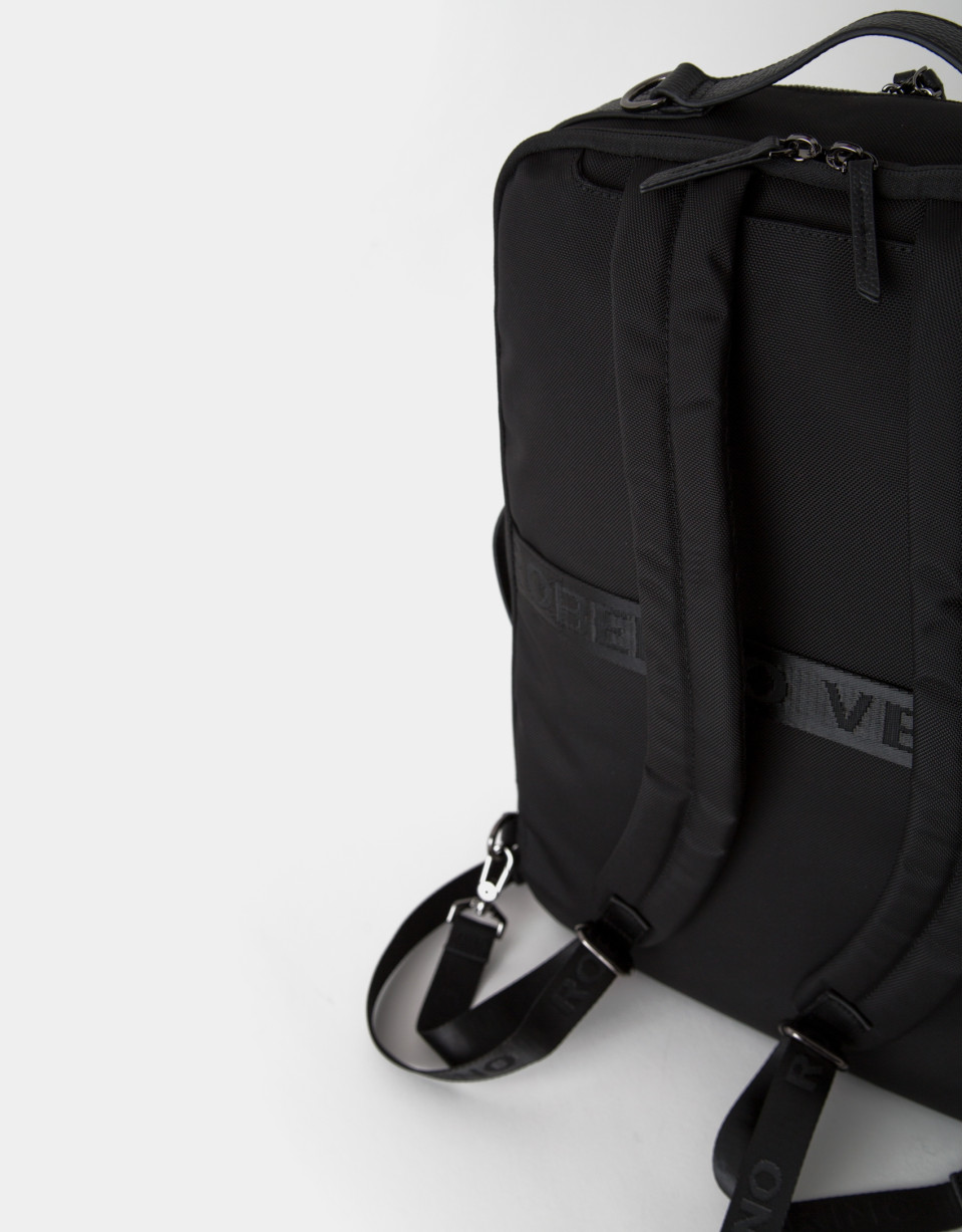 Black Charlie Travel Bag Backpack - Gift Guide | Roberto Verino