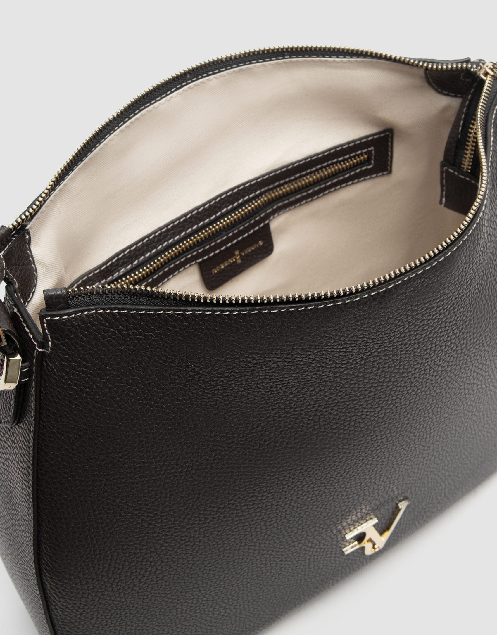Black leather Cuca hobo bag