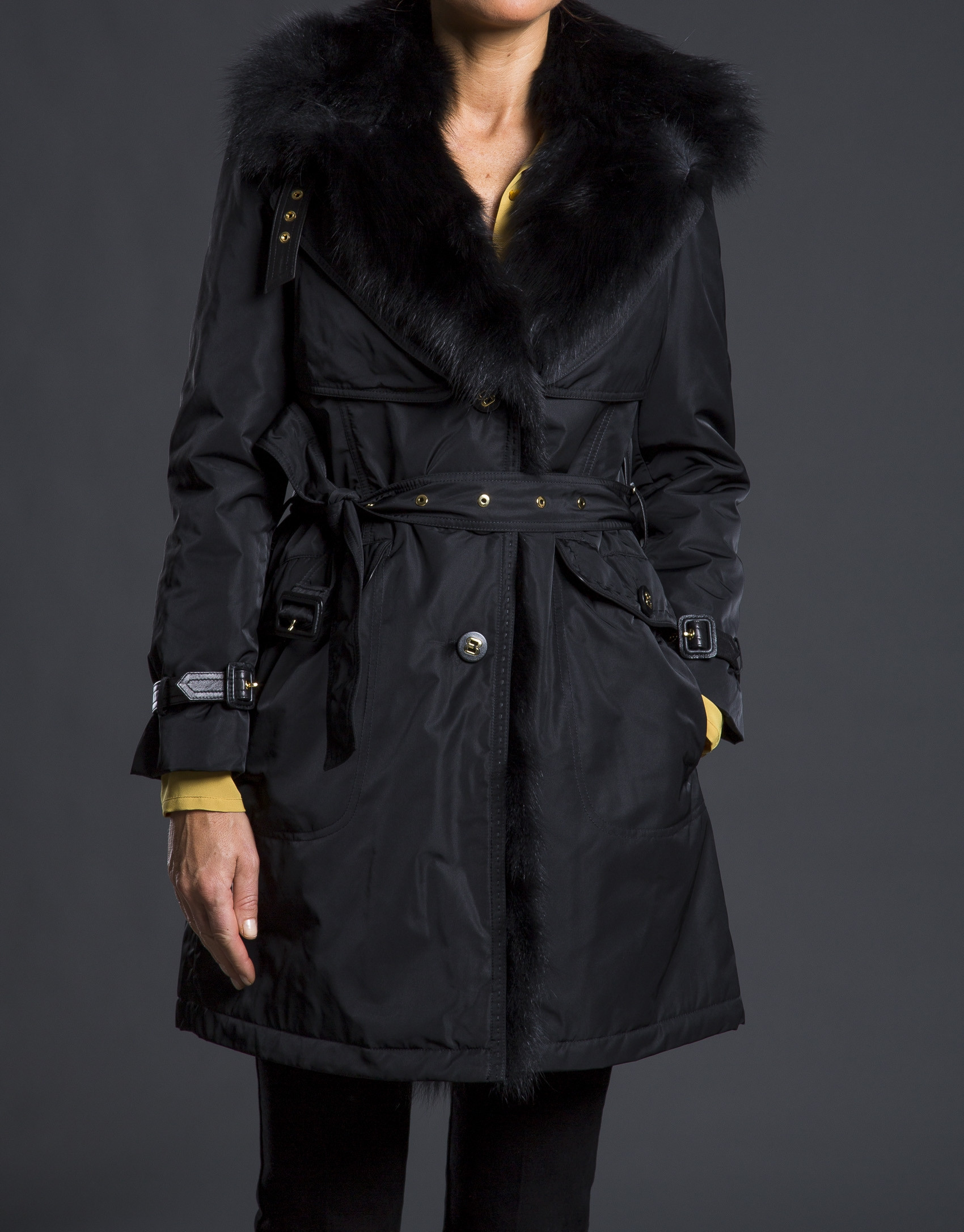 Abrigo-trench pelo natural