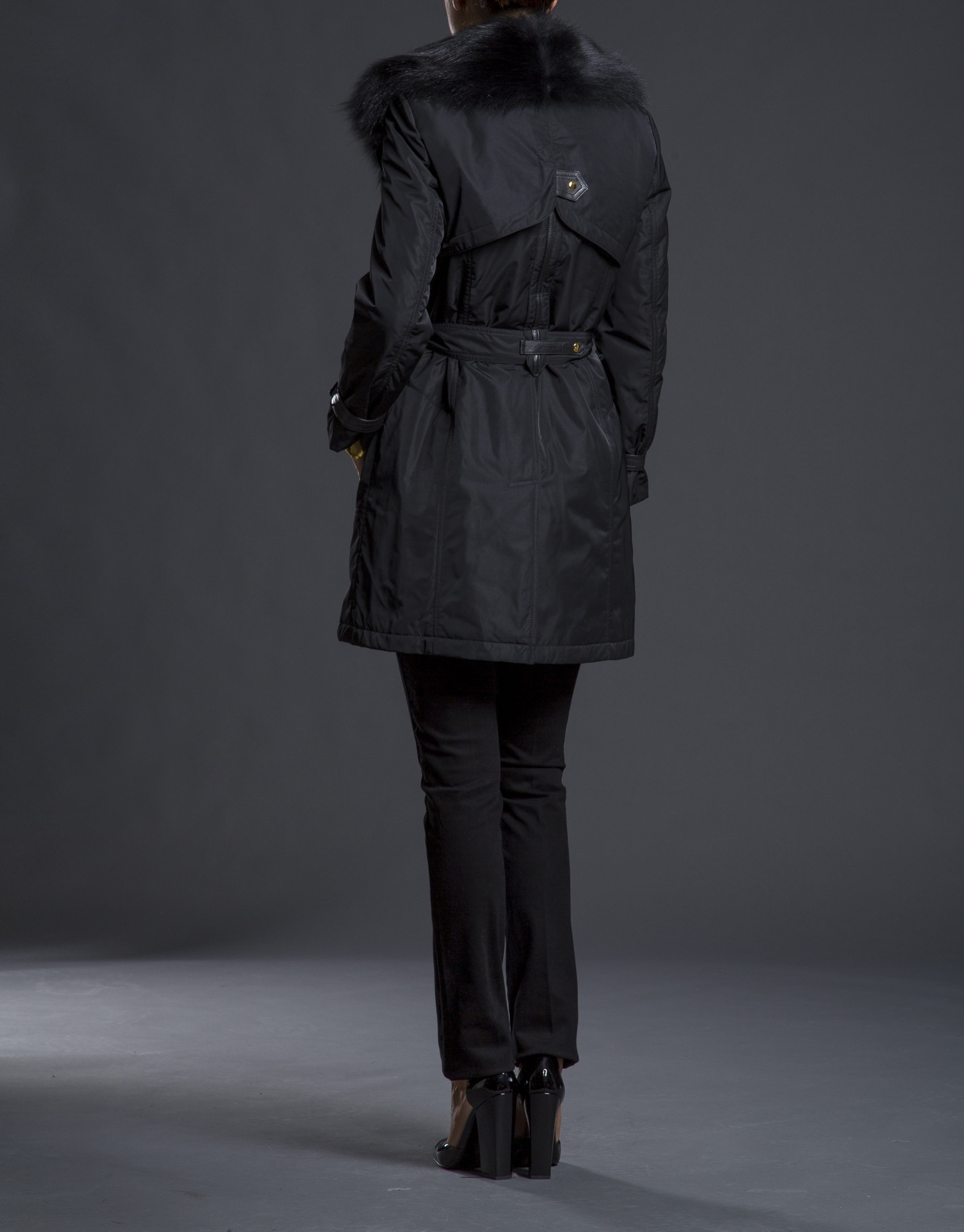 Abrigo-trench pelo natural