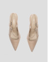 Zapato salón destalonado piel beige con pulsera
