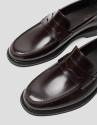Mocasín piel marrón con antifaz
