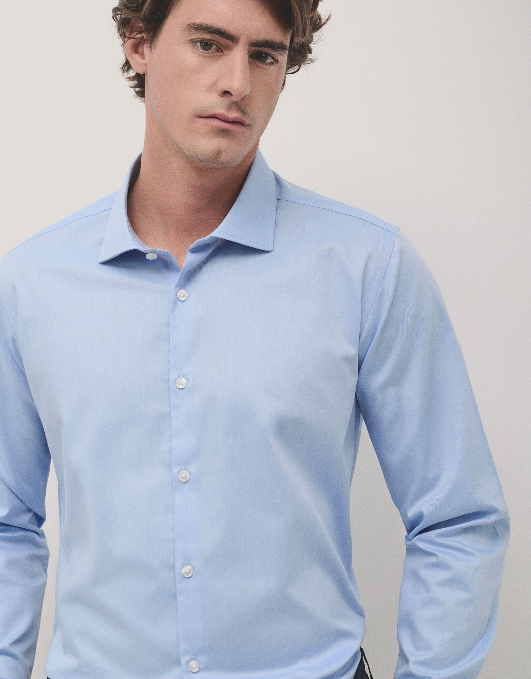 Camisa vestir regular sarga celeste - Hombre | Roberto Verino