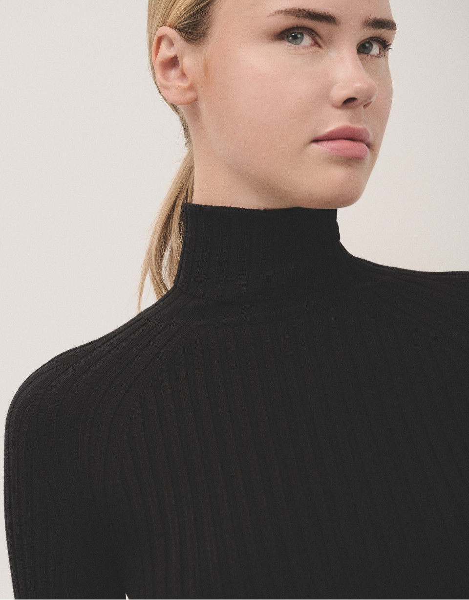 Jersey cuello subido canalé negro - Mujer | Roberto Verino