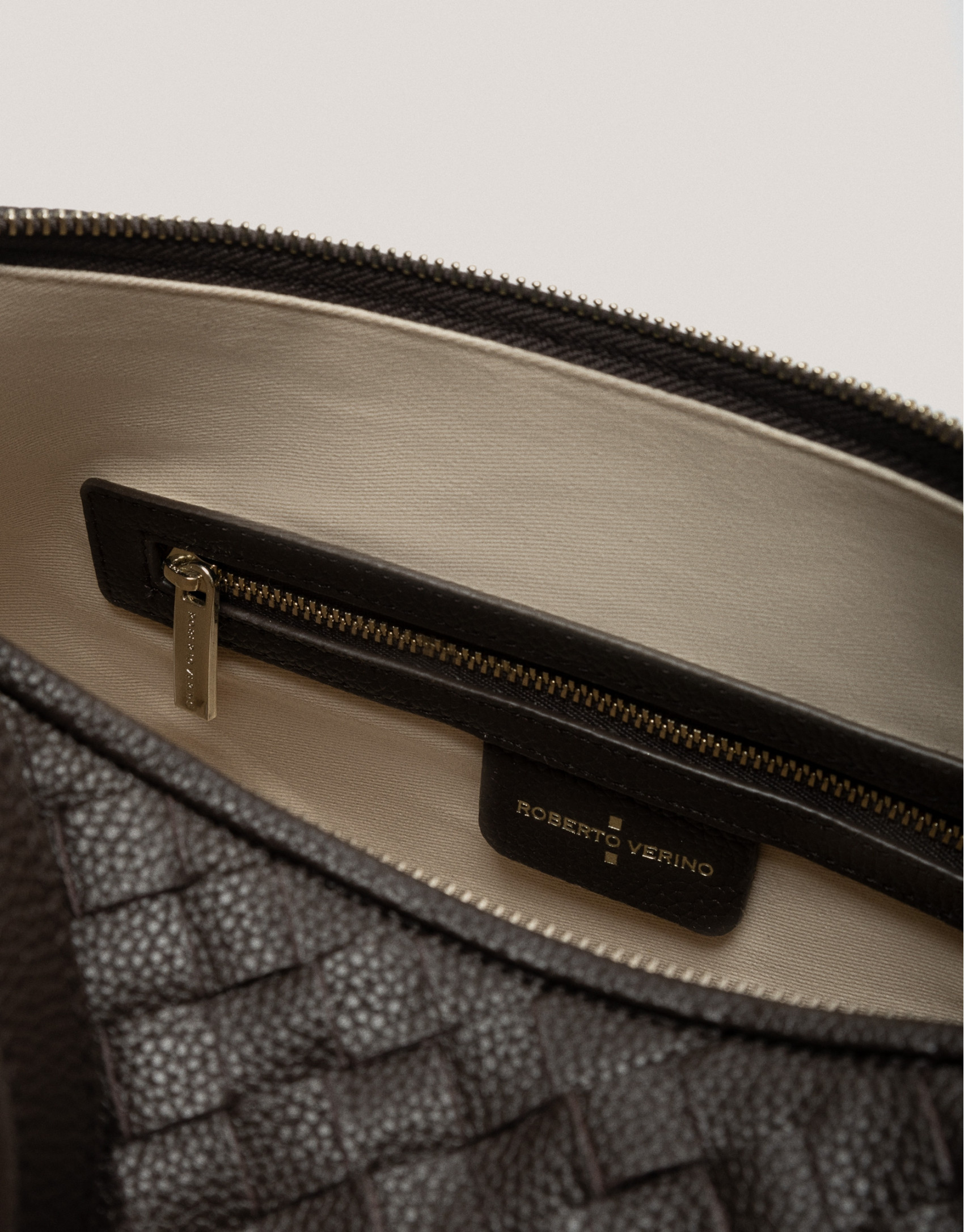 Bolso de hombro Erea Moon Maxi piel trenzada ... | Roberto Verino