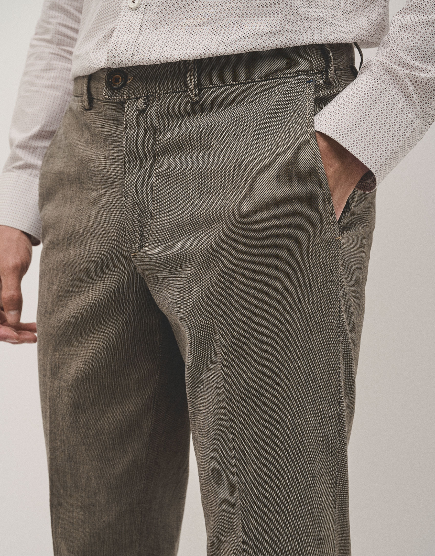 Black/camel structured chinos trousers - Man | Roberto Verino