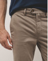 Mink dyed chino trousers - Man - AW2024 | Roberto Verino