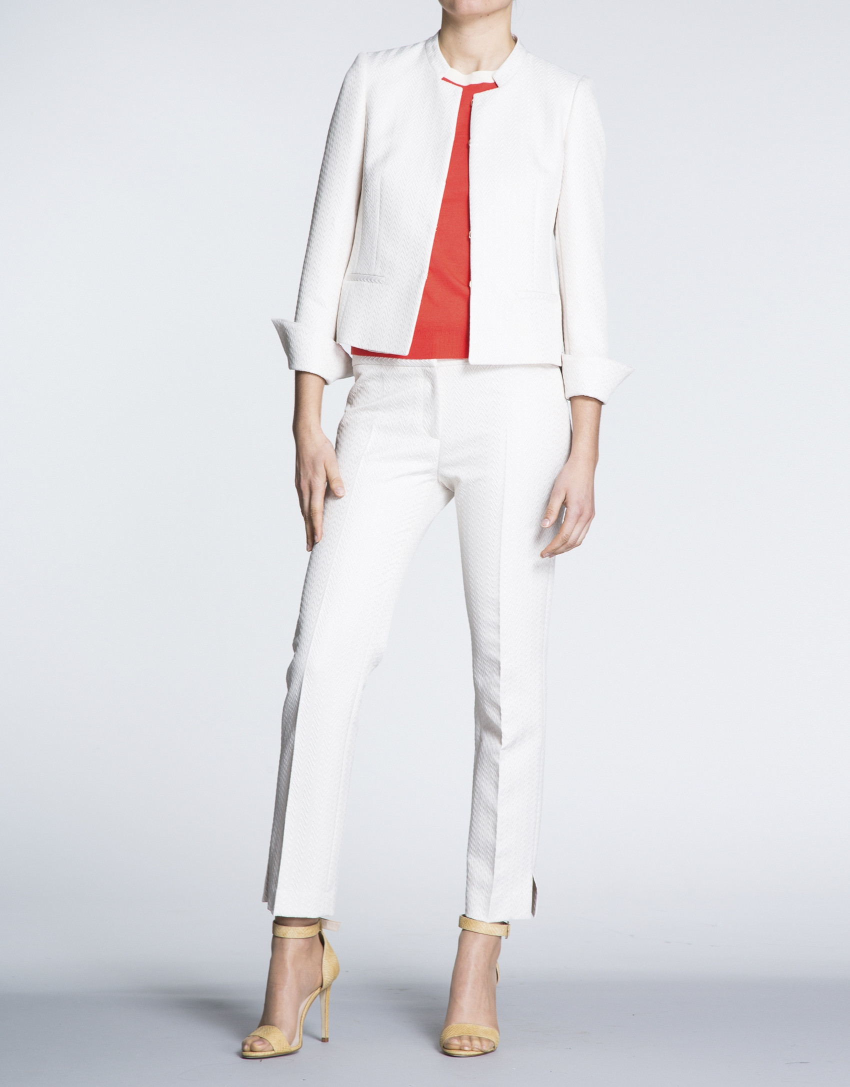 Ivory jacquard short jacket with  Mao collar