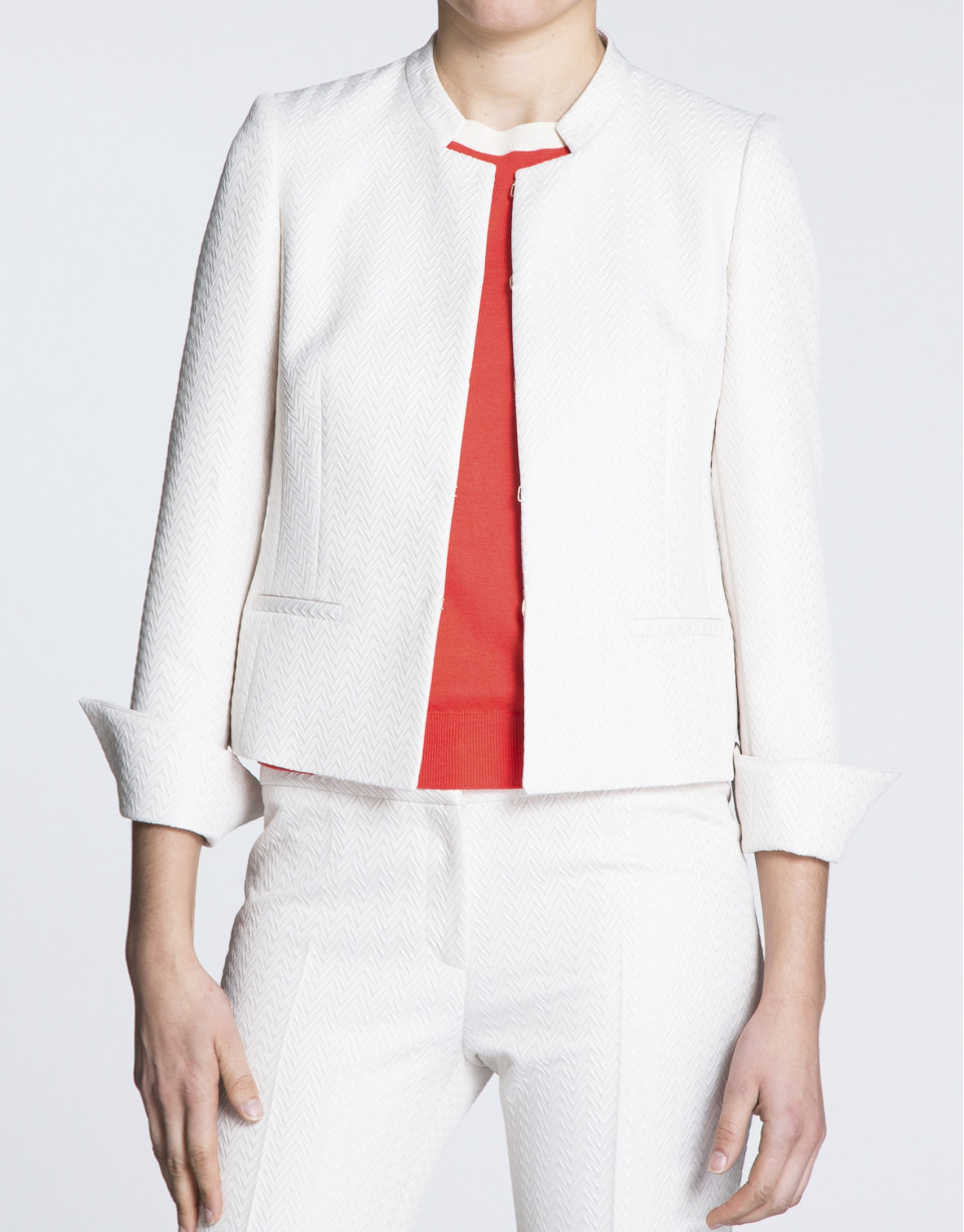 Ivory jacquard short jacket with  Mao collar