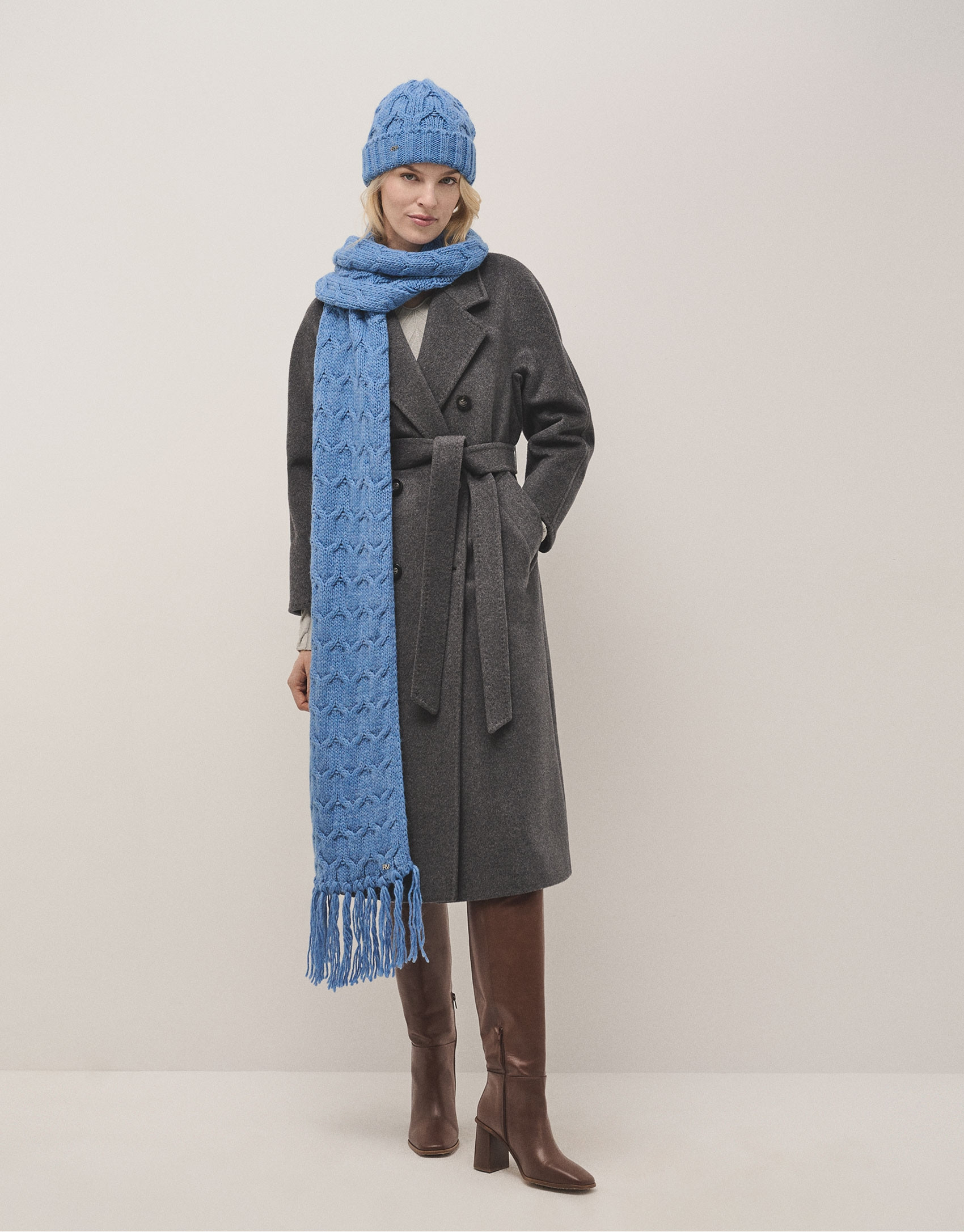 Long grey double-breasted cloth coat - Woman | Roberto Verino