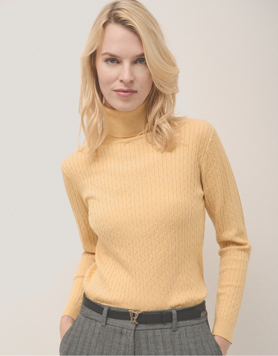 Yellow braided knitted jumper - Woman - AW2024 | Roberto Verino