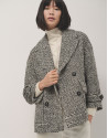 Black and white three-quarter tweed coat | Roberto Verino