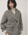 Black and white three-quarter tweed coat | Roberto Verino