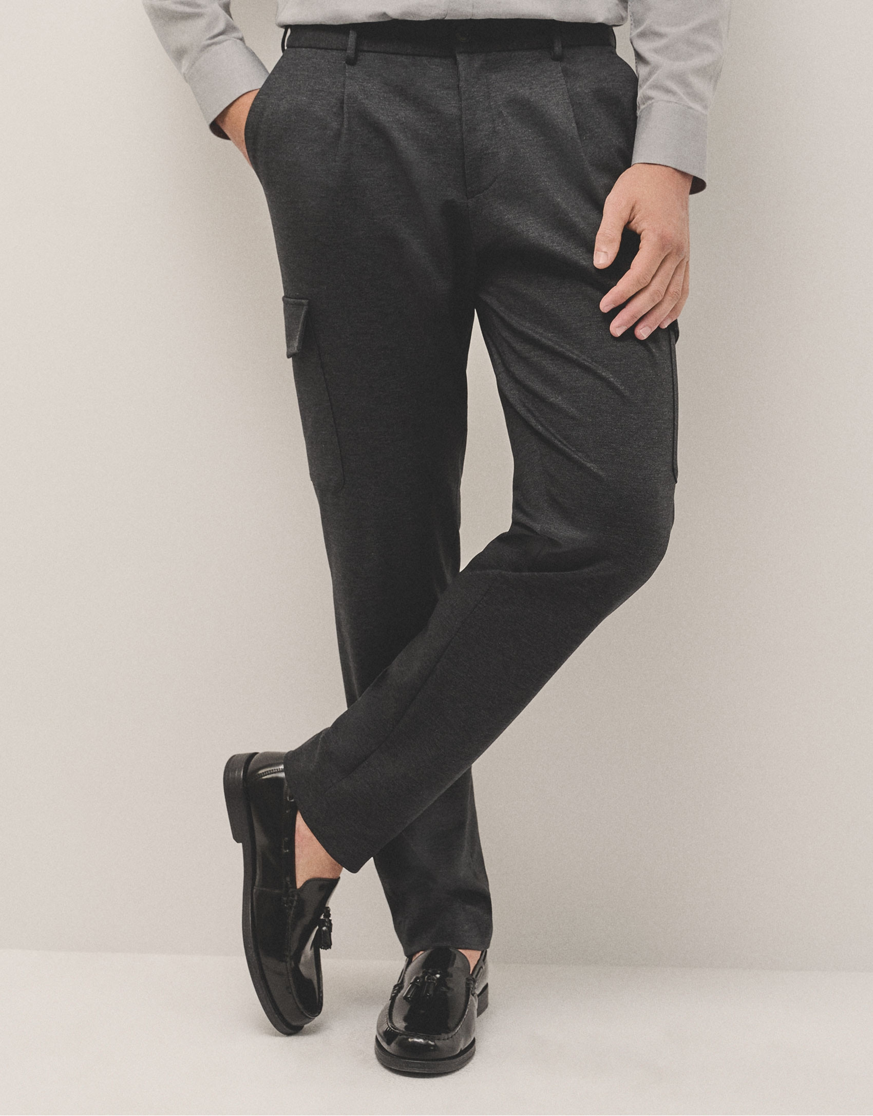 Dark grey twill cargo trousers - Man - AW2024 | Roberto Verino