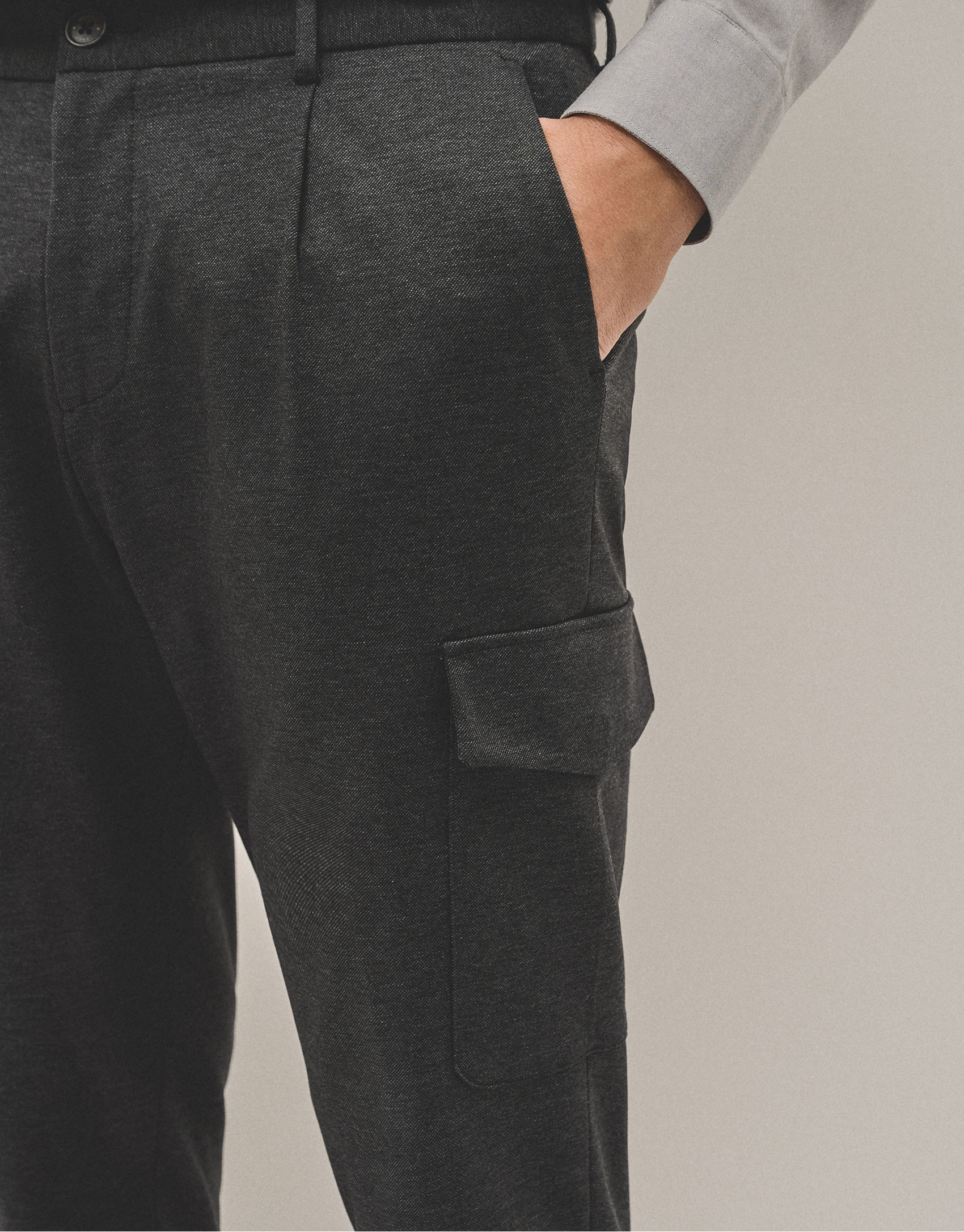 Dark grey twill cargo trousers - Man - AW2024 | Roberto Verino