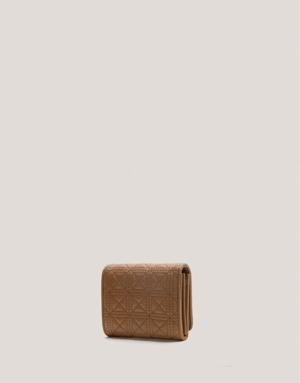 Camel medium size Linda quilted leather wallet | Roberto Verino