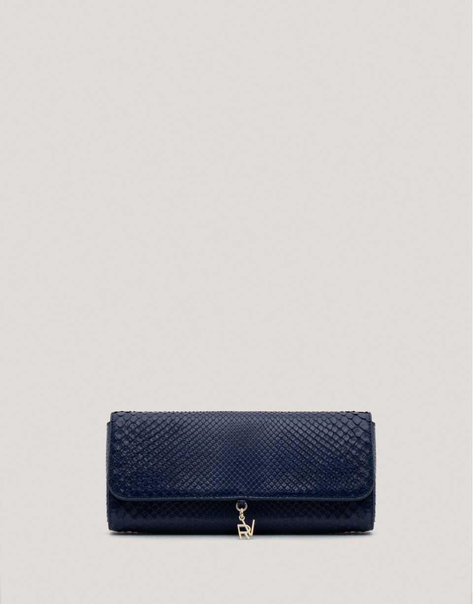 Bolso Clutch Ariana piel serpiente azul - Sale | Roberto Verino