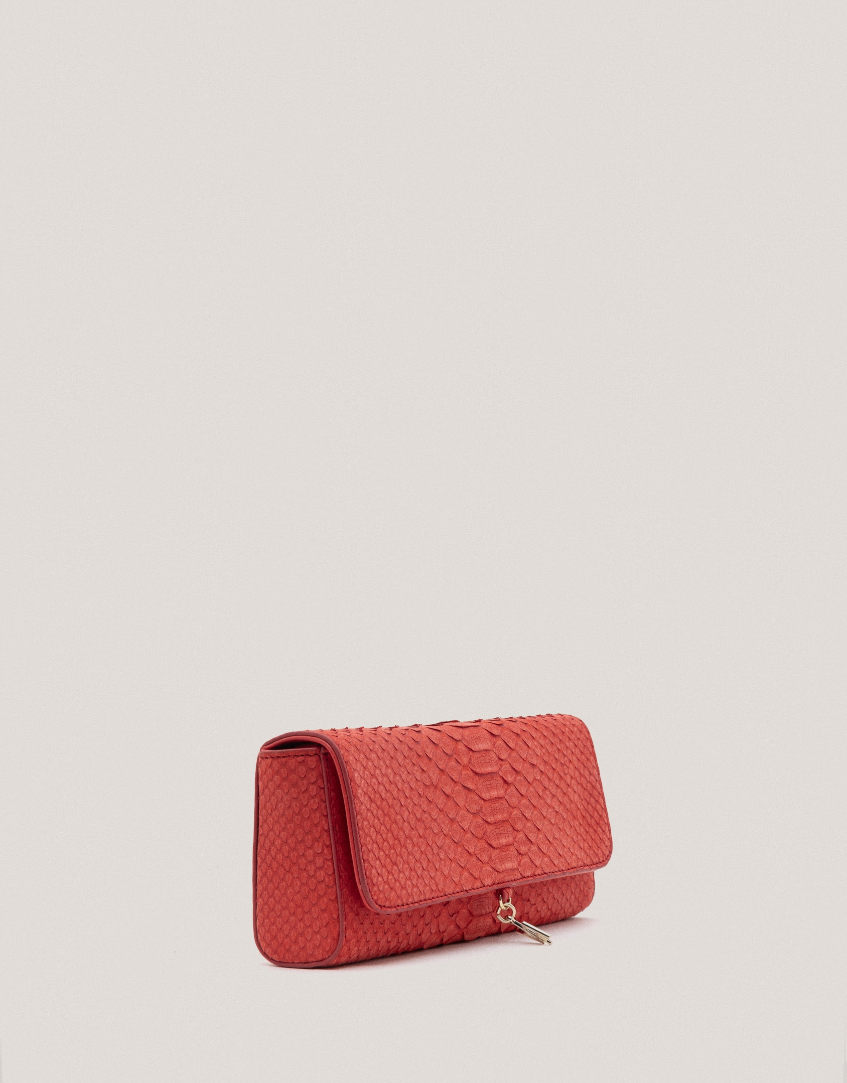 Crimson red snakeskin Ariana clutch bag - Sale | Roberto Verino