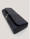Bolso Clutch Ariana piel serpiente azul marino | Roberto Verino