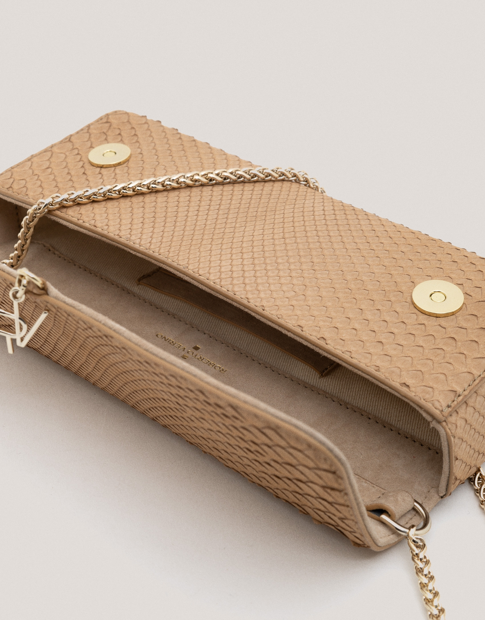 Bolso Clutch Ariana piel serpiente beige - Sale | Roberto Verino