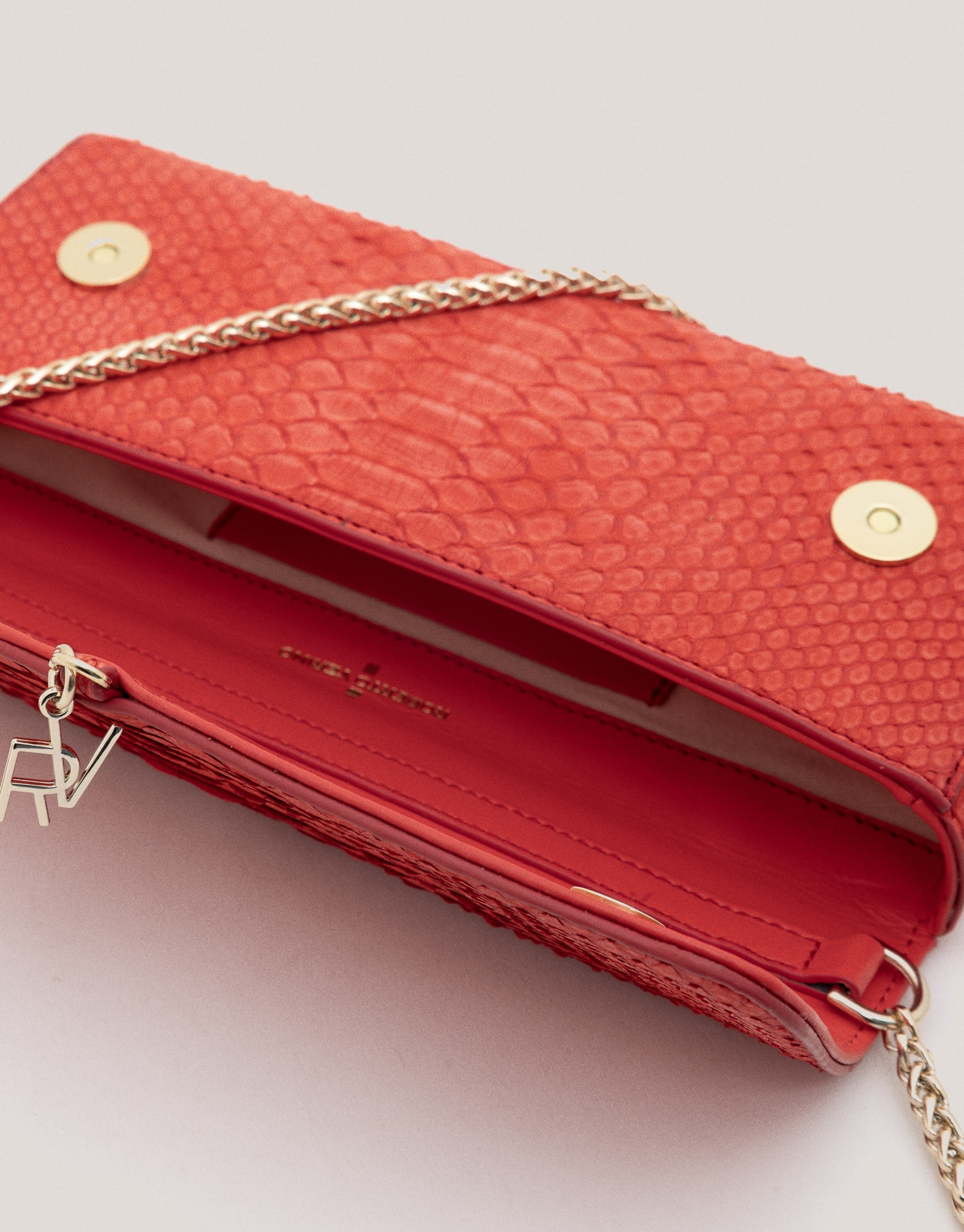 Crimson red snakeskin Ariana clutch bag - Sale | Roberto Verino