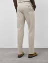 Regular beige dyed cotton chinos - Man - SS2025 | Roberto Verino