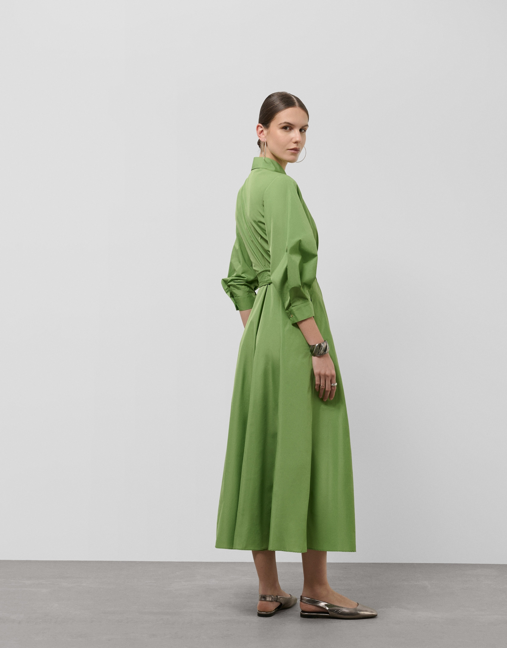 Vestido camisero midi manga larga tafeta verde | Roberto Verino