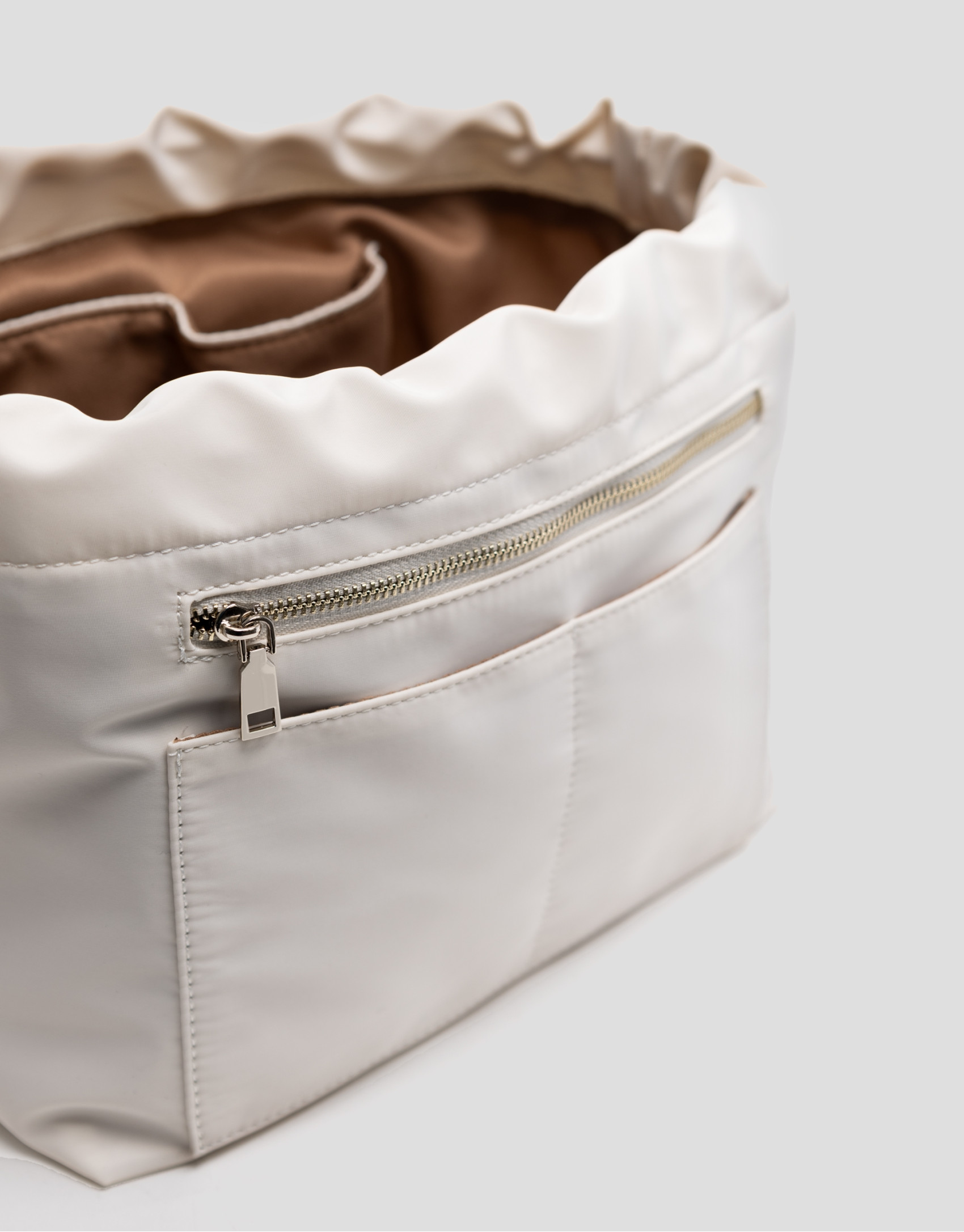 Beige nylon bag organizer