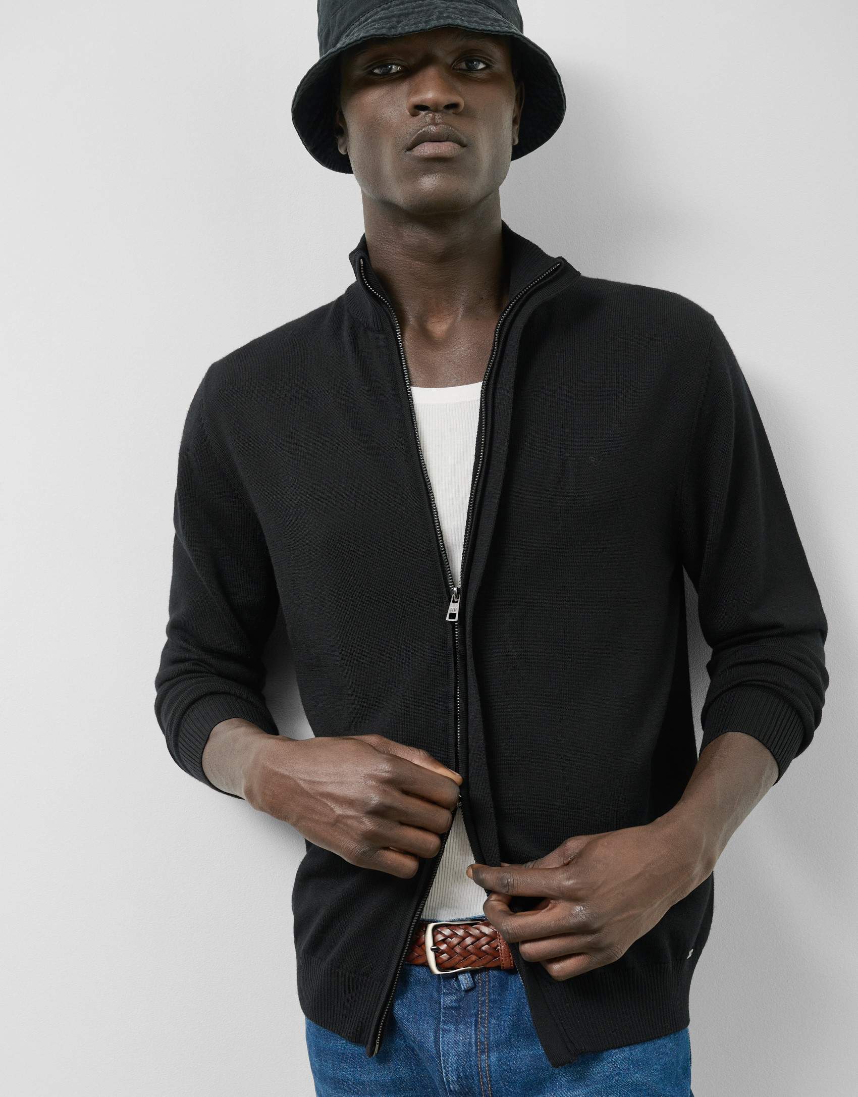Plain black zipped jacket - Man - SS2025 | Roberto Verino