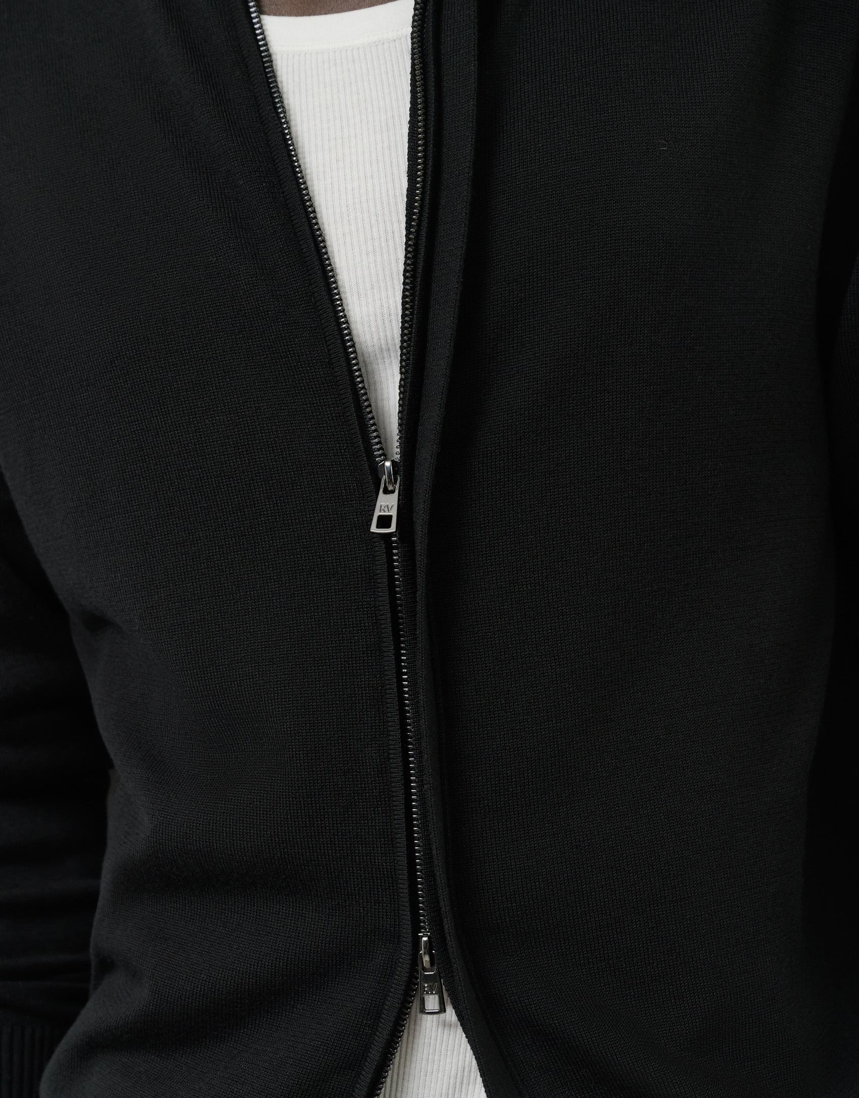 Plain black zipped jacket - Man - SS2025 | Roberto Verino