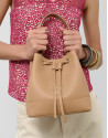 Valentina Bucket handbag in camel leather | Roberto Verino