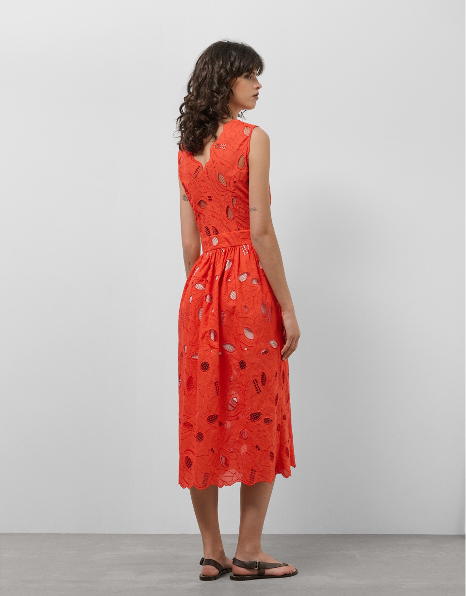 Midi sleeveless dress with red Swiss embroidery | Roberto Verino