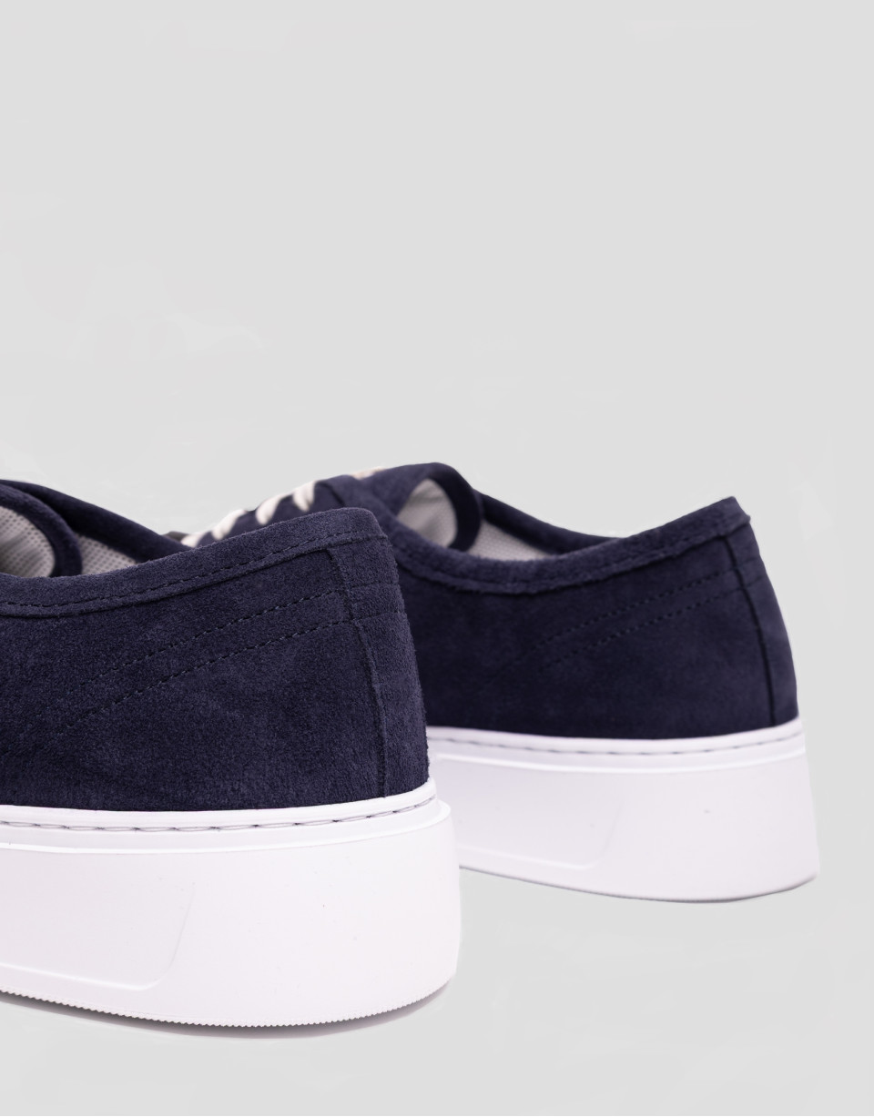 Navy suede trainers - Man - SS2025 | Roberto Verino